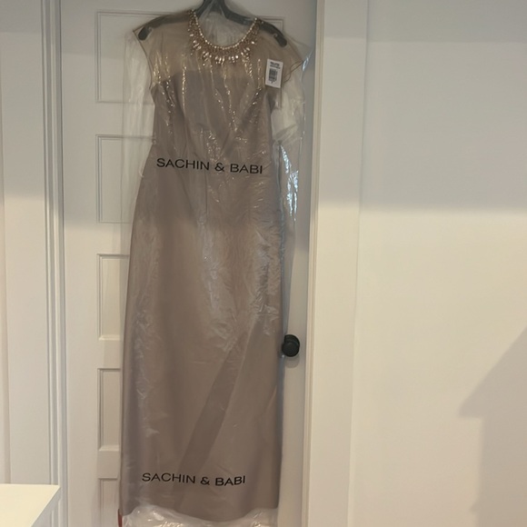 Sachin + Babi gown Irina-frosty pewter - Picture 6 of 7